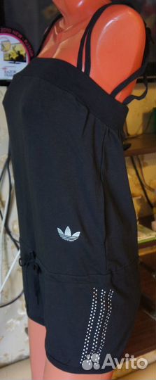 Adidas комбинизон новый женский размер 34-36