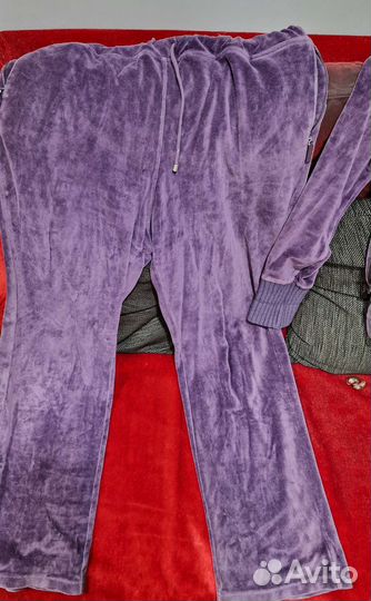 Спортивный костюм женский