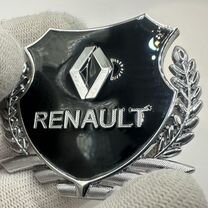 Наклейка шильдик Renault