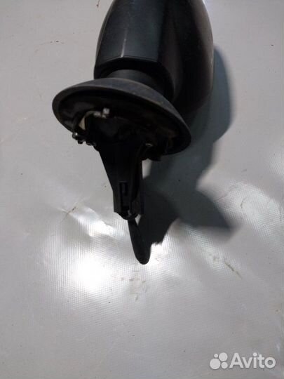 Зеркало боковое правое Renault Logan седан