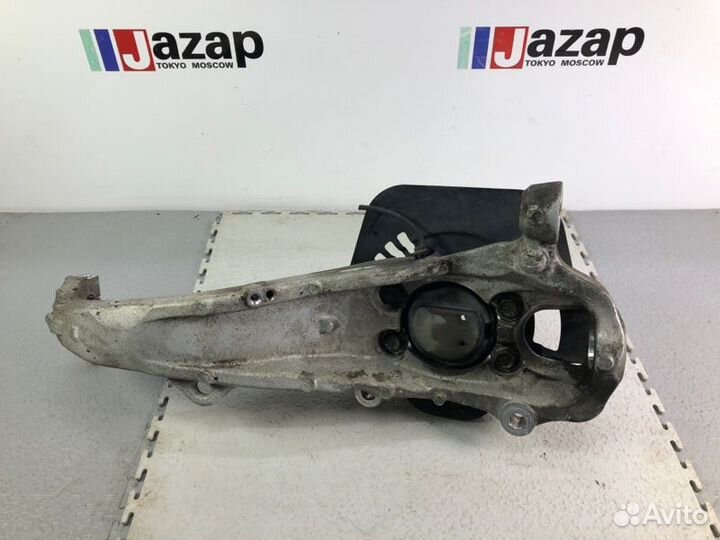 Ступица кулак передний прав Infiniti M Q70 Y51 2WD