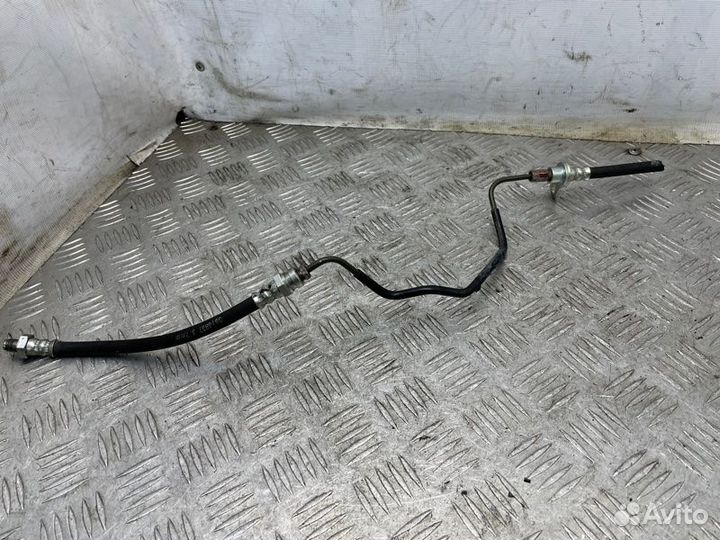 Трубка тормозная задняя правая Mitsubishi