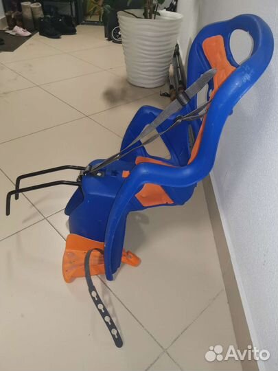 Продам детское вело кресло