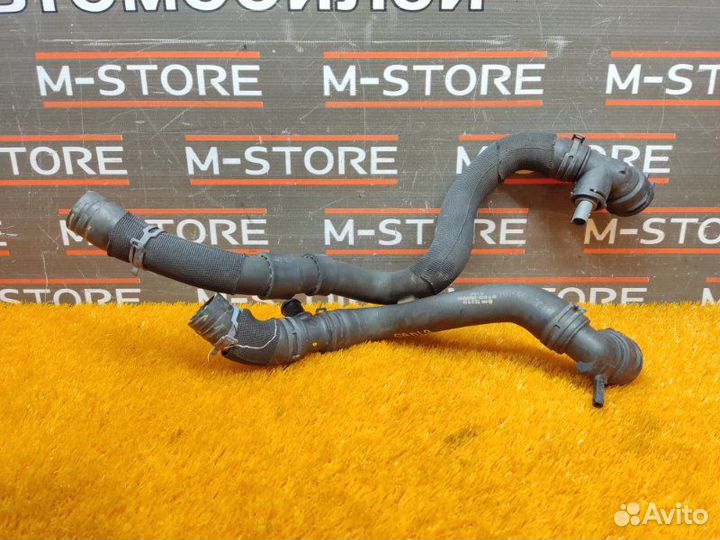 Патрубок системы охлаждения Volkswagen Passat B7