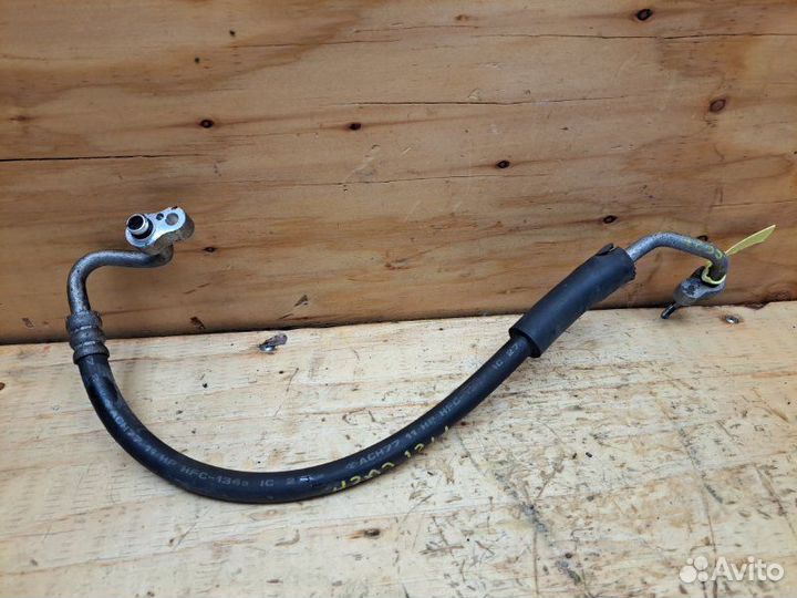 Шланг кондиционера Mitsubishi Dingo CQ2A 4G15 1999