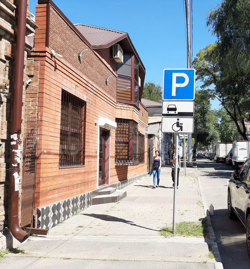 Здание с арендаторами (арендный бизнес) 100 м²