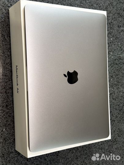 MacBook Air 13 Retina 2019 i5 1.6 GHz/8GB/512Gb