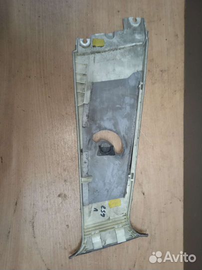 Обшивка стойки верхняя левая BMW 5 E39 бмв 5 е39