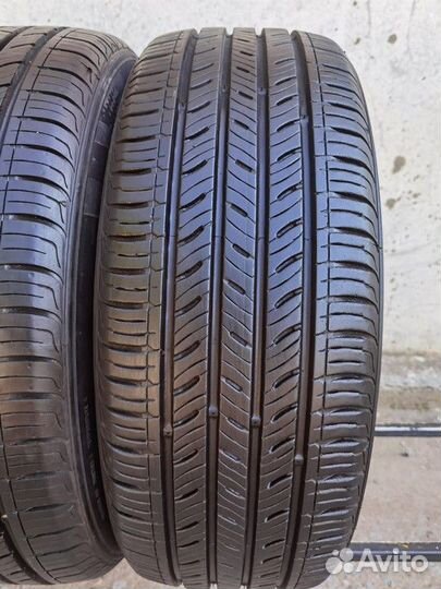 Kumho Solus TA31 215/60 R16 95T