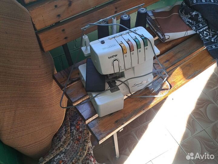 Оверлок джак