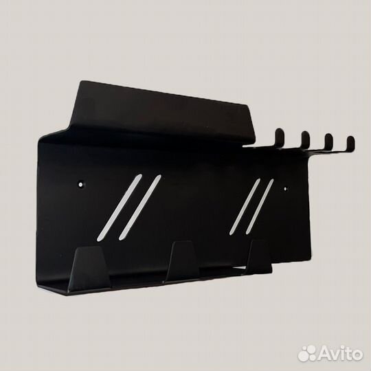 Ключница настенная металлическая