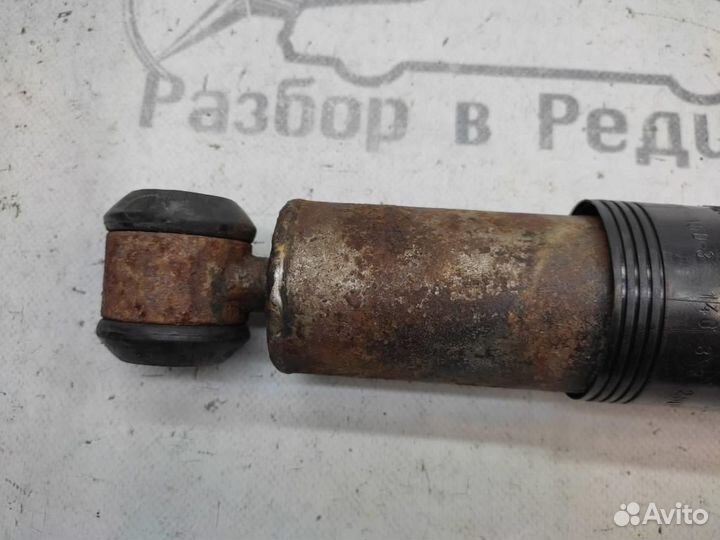 Стойки передние w140 S-class 119.981