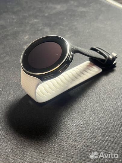 Polar Vantage v Titan