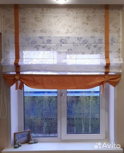 Штора римская для кухни новая