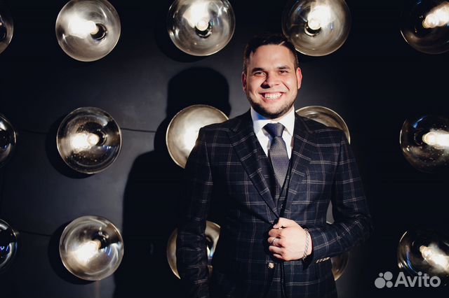 Ведущий который Вам нужен(не тамада)