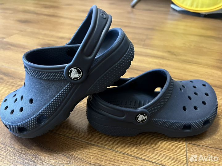 Crocs j1