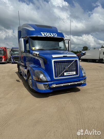 Volvo VNL 780, 2003