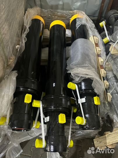 Гидроцилиндр подъёма кузова