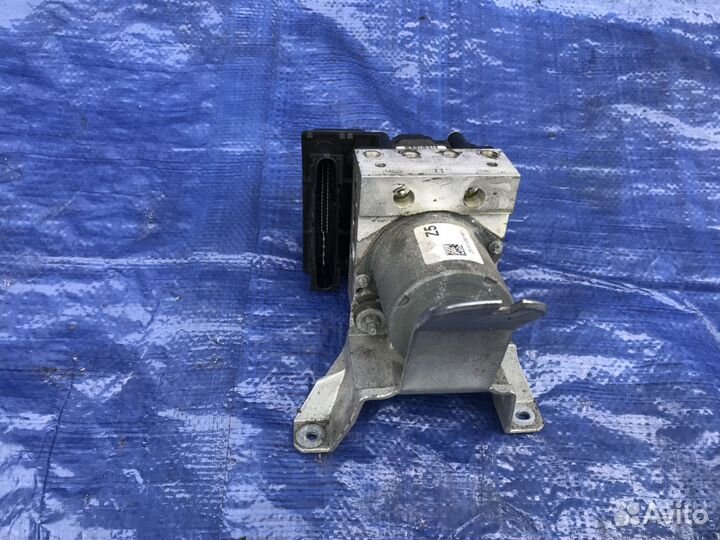 Блок абс для Акура здх 10-12