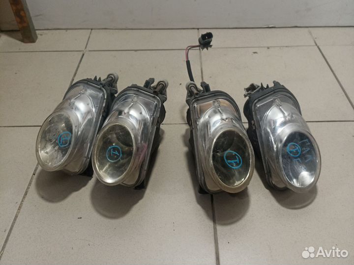 Фара противотуманная Mitsubishi Galant EA