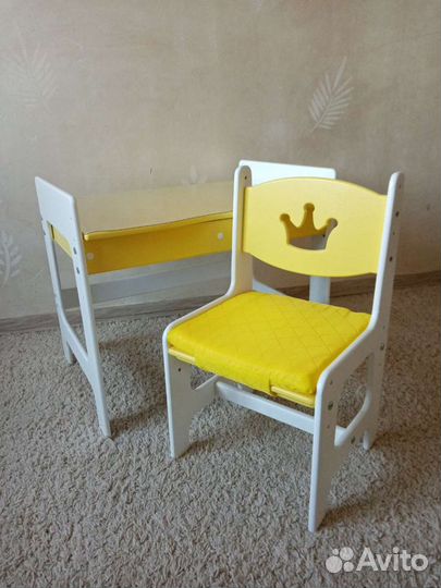 Растущий стол и стул для ребенка