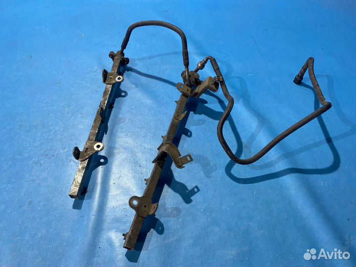 Топливная рейка Infiniti FX45 S50 VK45DE