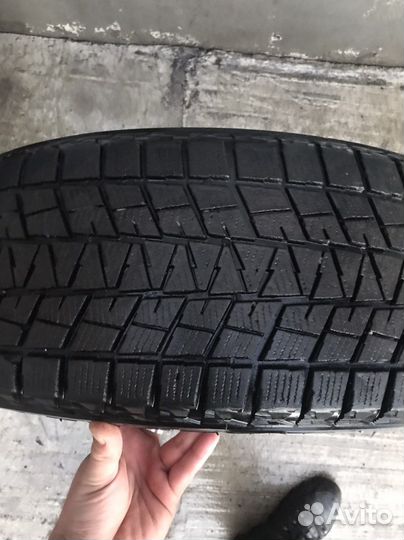 Bridgestone Blizzak DM-V1 225/60 R17