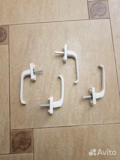 Ручки металлические новые 25 шт. Цена за шт