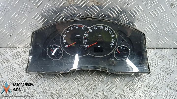 Щиток приборов (приборная панель) Opel Meriva