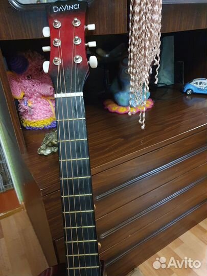 Акустическая гитара