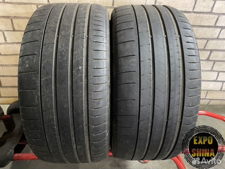 Pirelli P Zero PZ4 295/35 R21