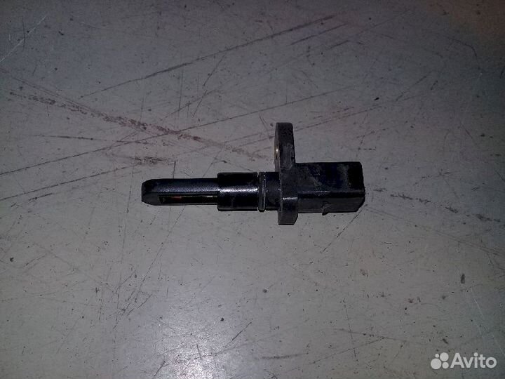 Датчик расхода воздуха 06B905379C Volkswagen Passa