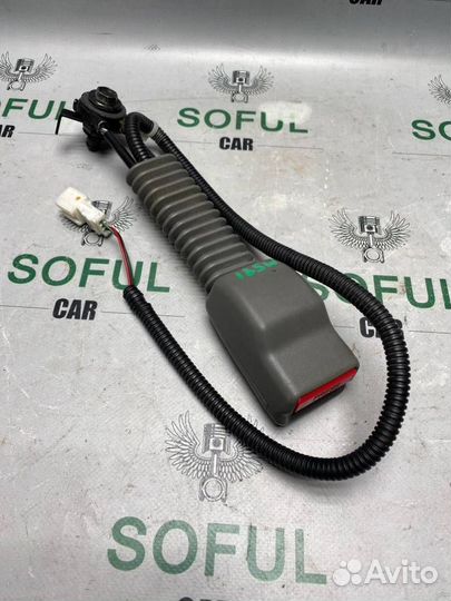 Ответная часть ремня безопасности задняя правая