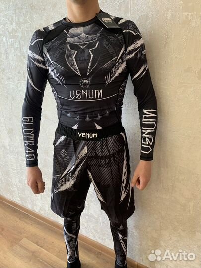 Рашгард reebok 3 в 1 Компрессионый костюм