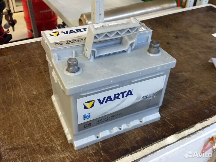 Аккумулятор varta 52 Ач новый