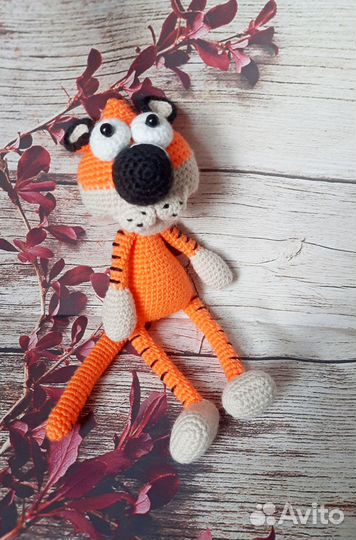 Вязаные игрушки ручной работы Тигр