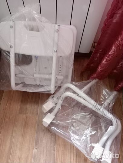 Сиденье для ванн для ухода за инвалидами