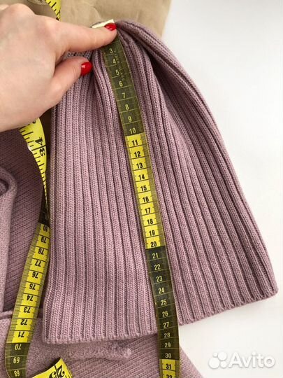 Вязаный комплект шапка и косынка из мериноса