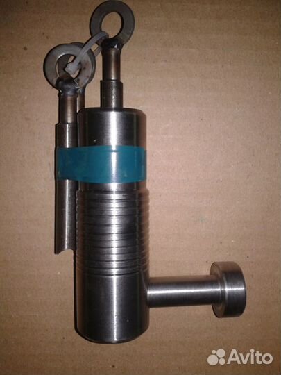 Замки гаражные нержавеющие и стальные оцинкованные