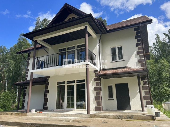 Коттедж 224,7 м² на участке 22 сот.