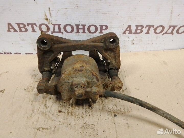 Суппорт тормозной передний правый Nissan Murano