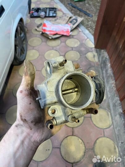 Дросельная заслонка