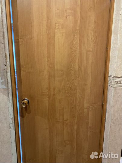 Двери межкомнатные б/у