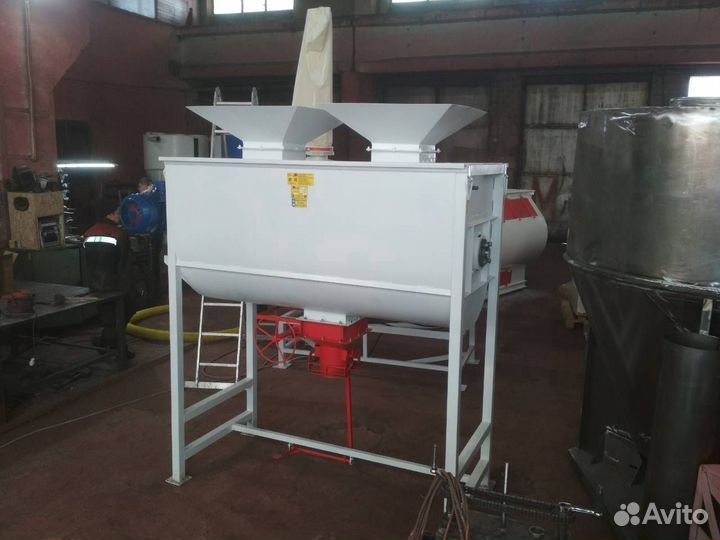 Смеситель для сухих, вязких, влажных смесей сго-4