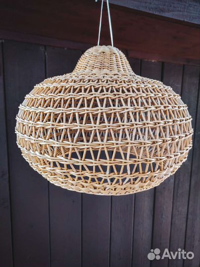 Светильник плетеный