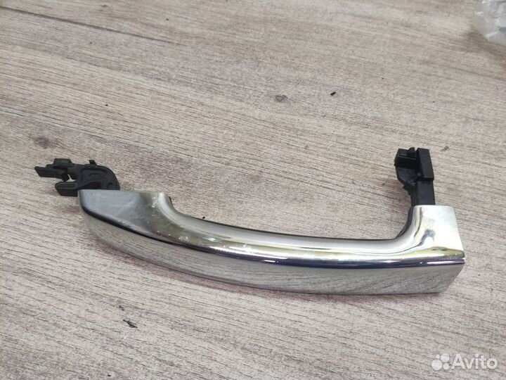 Ручка двери задняя лев.нар.Land Rover Freelander 2