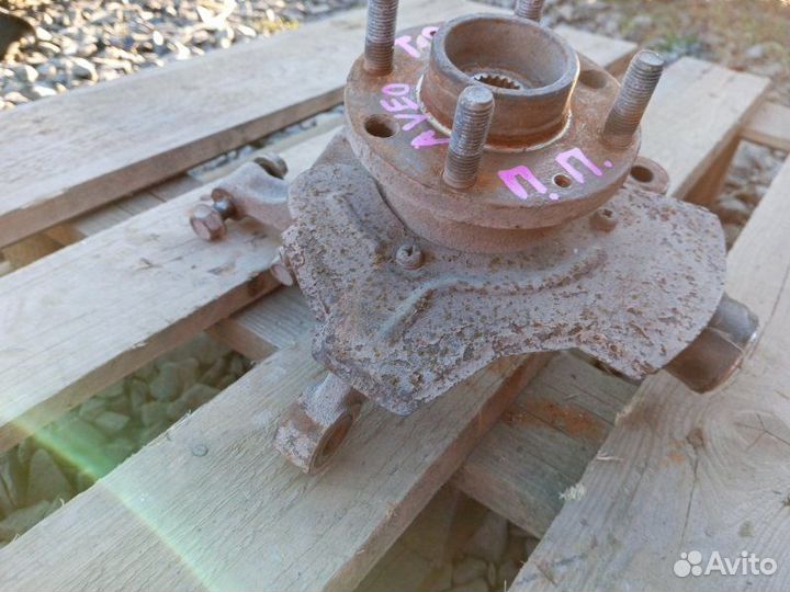 Кулак поворотный передний правый Chevrolet Aveo