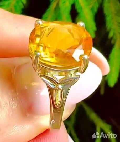 Кольцо с природным цитрином серебро с позолотой