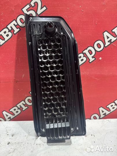 Накладка в салоне передняя левая Porsche Cayenne