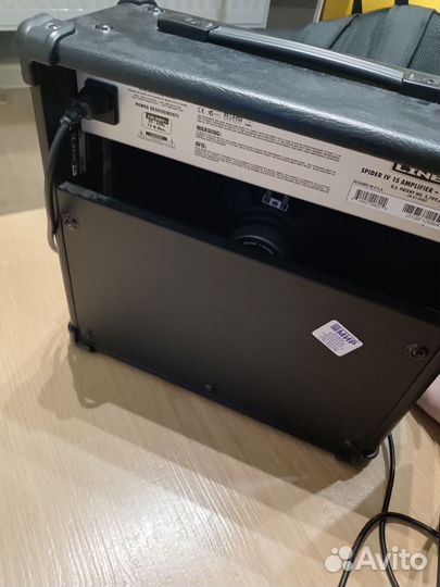 Гитарный комбоусилитель